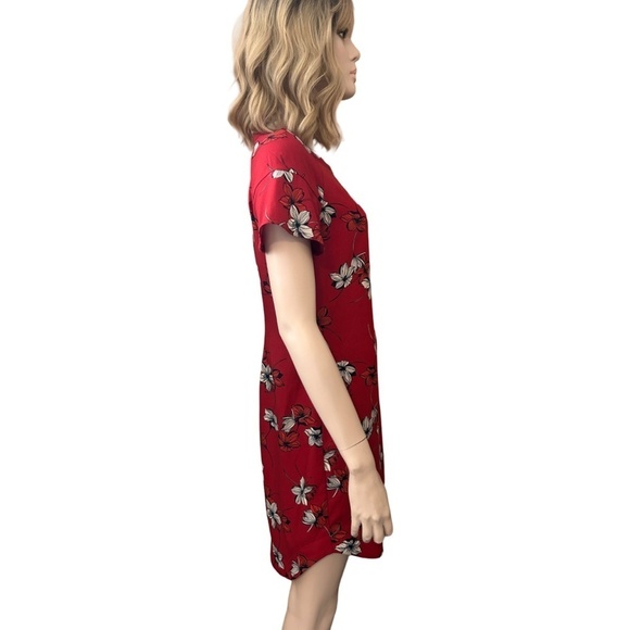 Banana Republic Shift Dress Red Hibiscus Print Fluted Sleeve Rounded Hemline - Picture 5 of 14